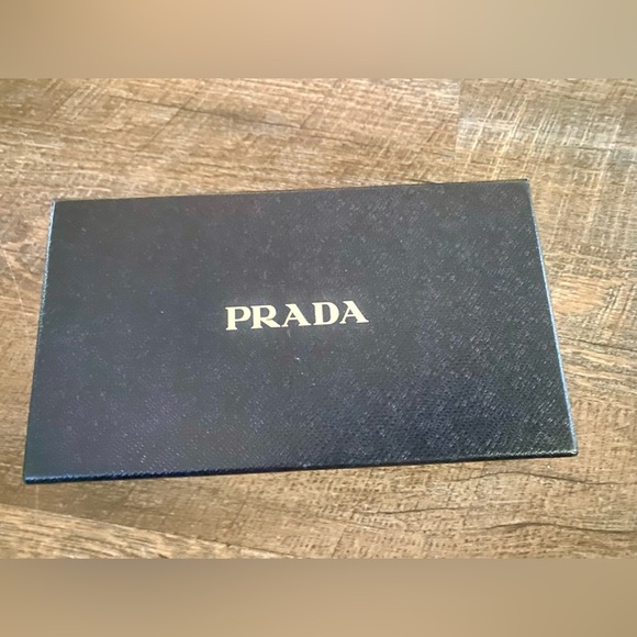 Prada Red Saffiano Metal Leather Logo Flap Continental Wallet - Picture 2 of 9